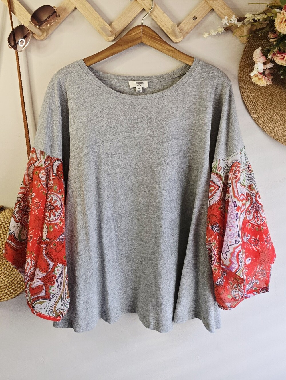 Umgee Gray Tunic with Red Paisley Balloon Sleeves